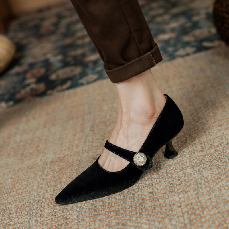 ワインレッド ポインテッドトゥ メリージェーンシューズ レデ - Heels のレビューと価格