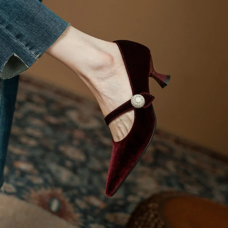 ワインレッド ポインテッドトゥ メリージェーンシューズ レデ - Heels のレビューと価格